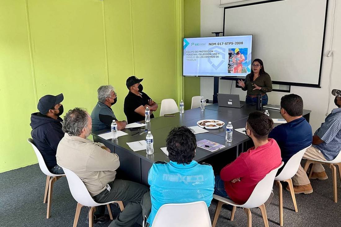 Capacitación normativa en las instalaciones del cliente